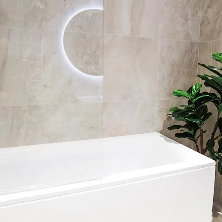 アパート Kadriorg Plaza 2 Bedroom Free Parking *