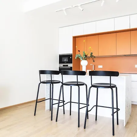 Kadriorg Plaza 2 Bedroom Free Parking * 탈린