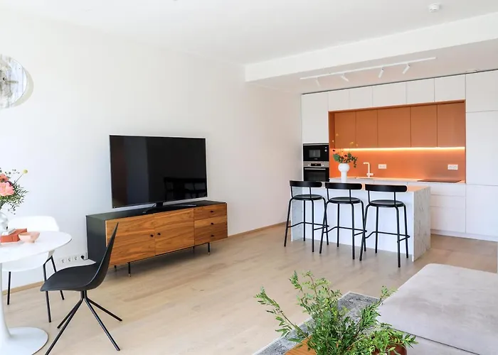 Appartamento Kadriorg Plaza 2 Bedroom Free Parking