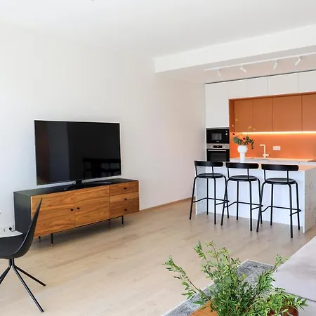 Korter Kadriorg Plaza 2 Bedroom Free Parking