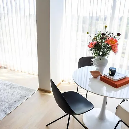 アパート Kadriorg Plaza 2 Bedroom Free Parking