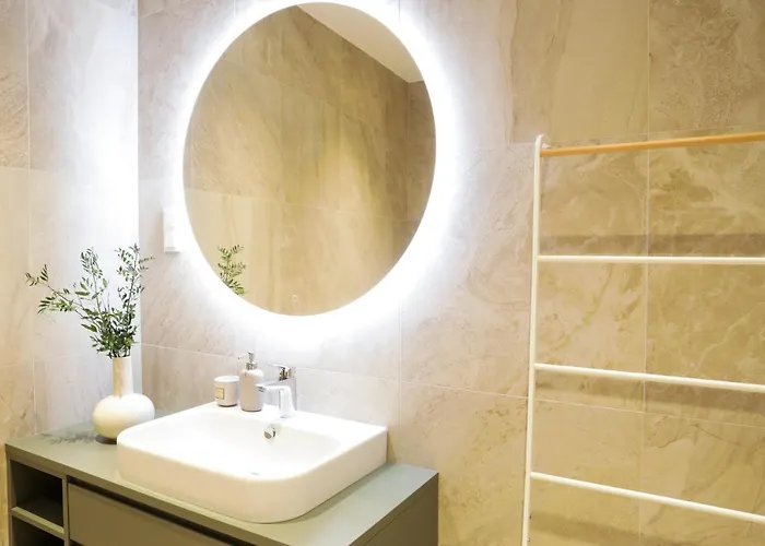 Kadriorg Plaza 2 Bedroom Free Parking شقة