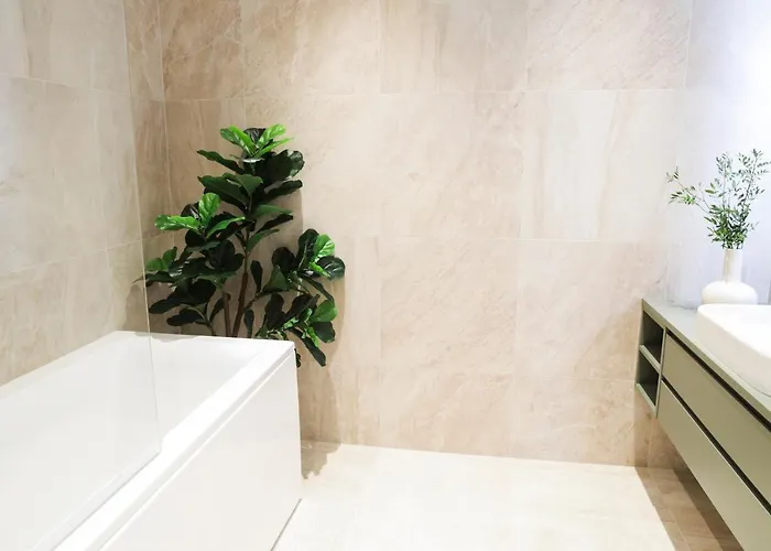 Kadriorg Plaza 2 Bedroom Free Parking شقة